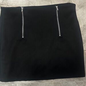 SHEIN Black Pencil Skirt with Zipper Accents